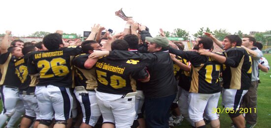 1.Lig 2011 sezonu Şampiyonu Gazi Üniversitesi